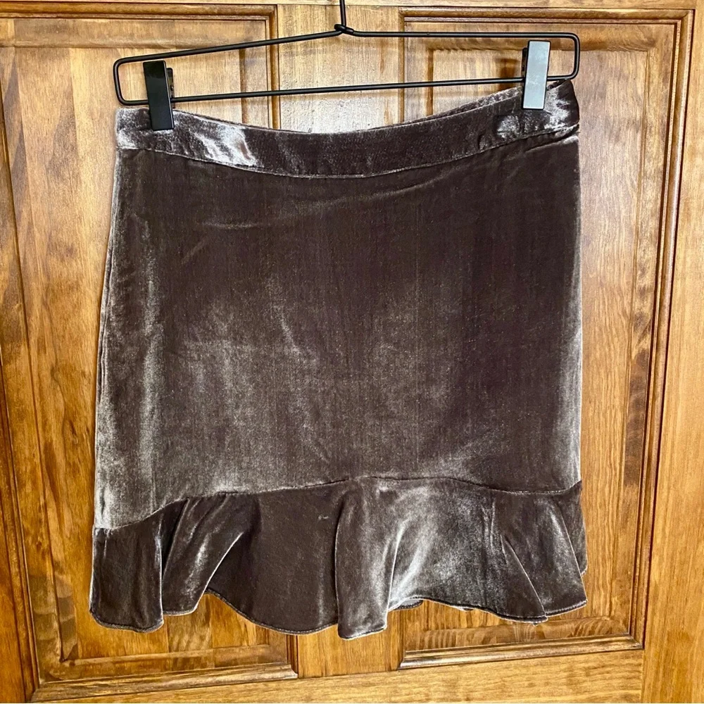 Madewell Crushed Velvet & Silk Ruffle Hem Mini Skirt Gray Silver Sz 2 NWT
